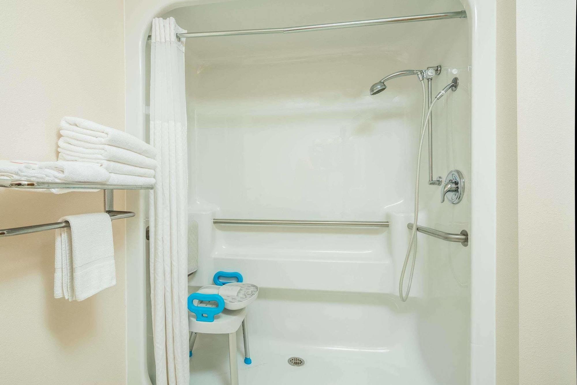 Homestead Inn And Suites Hardin Bagian luar foto
