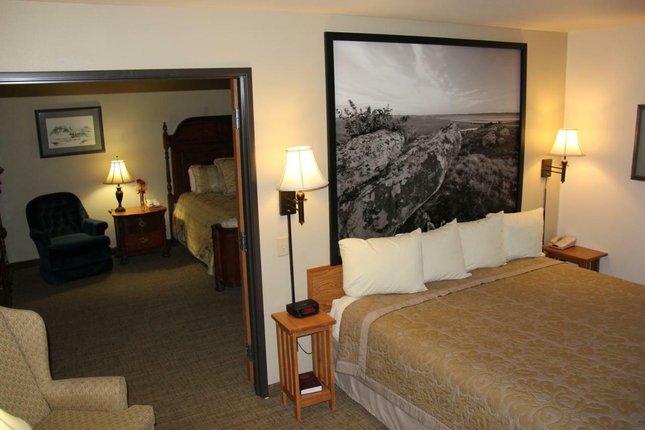 Homestead Inn And Suites Hardin Bagian luar foto