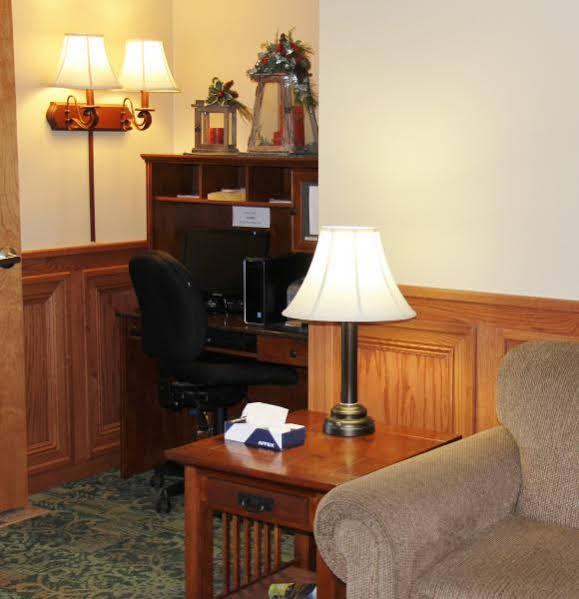 Homestead Inn And Suites Hardin Bagian luar foto